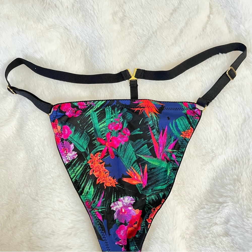 VS G String - Picture 2 of 2